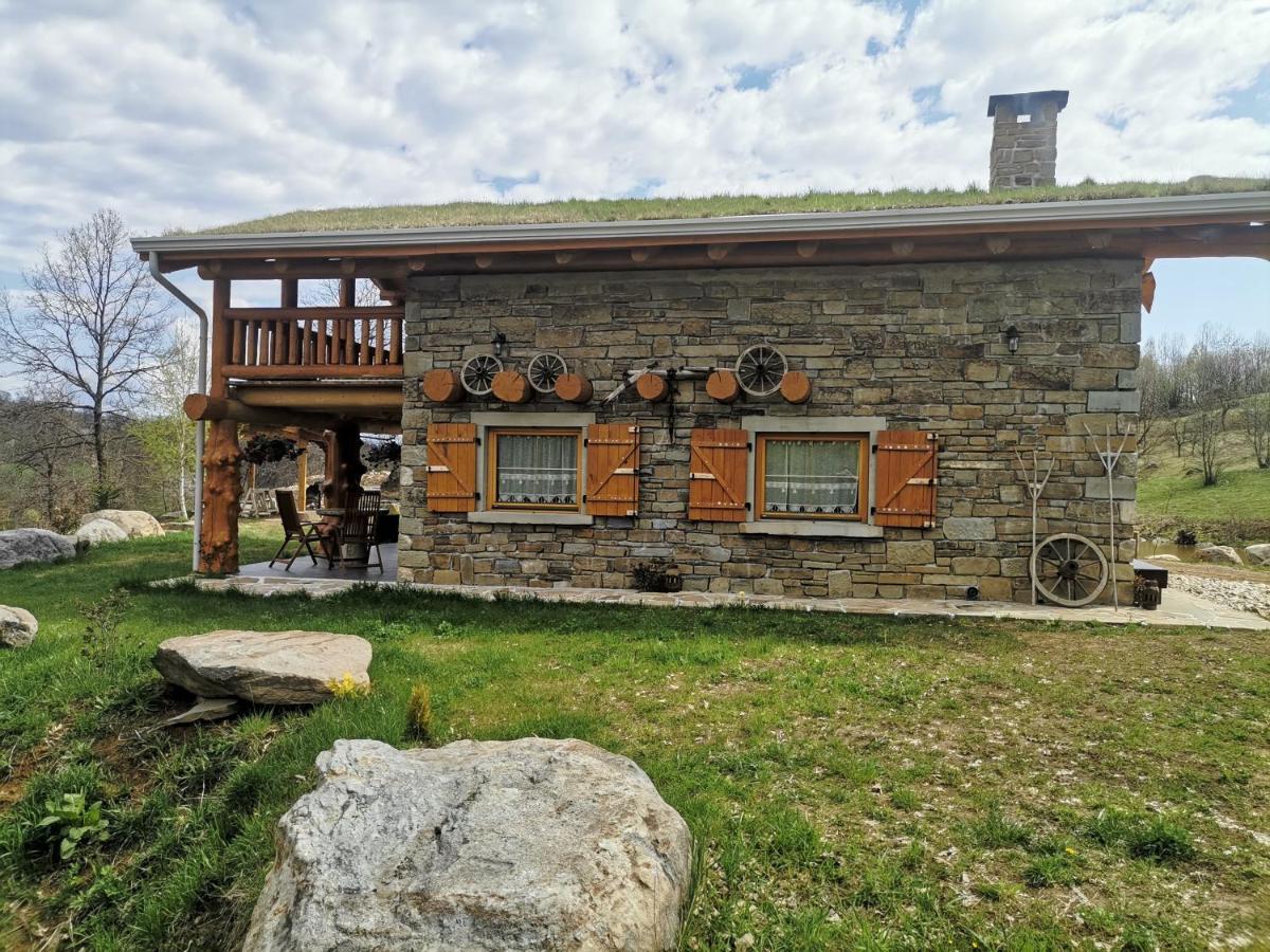 Cabana Casa De Piatra, De La Mara Deseşti Εξωτερικό φωτογραφία